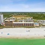 Sharkys Retreat 701 Condo